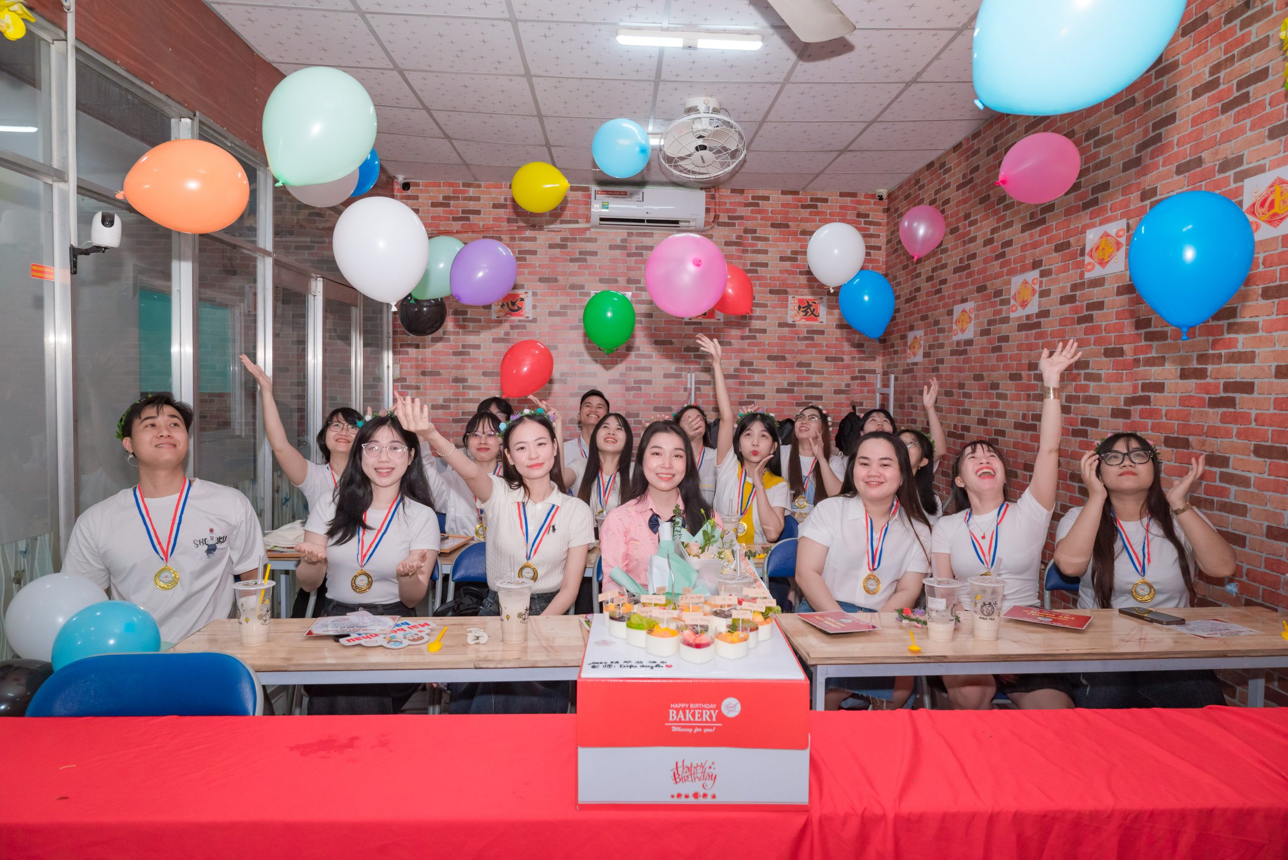 Lễ tốt nghiệp Sơ cấp 2 tại Hoa Ngữ Gia Hân, Chinh phục HSK.