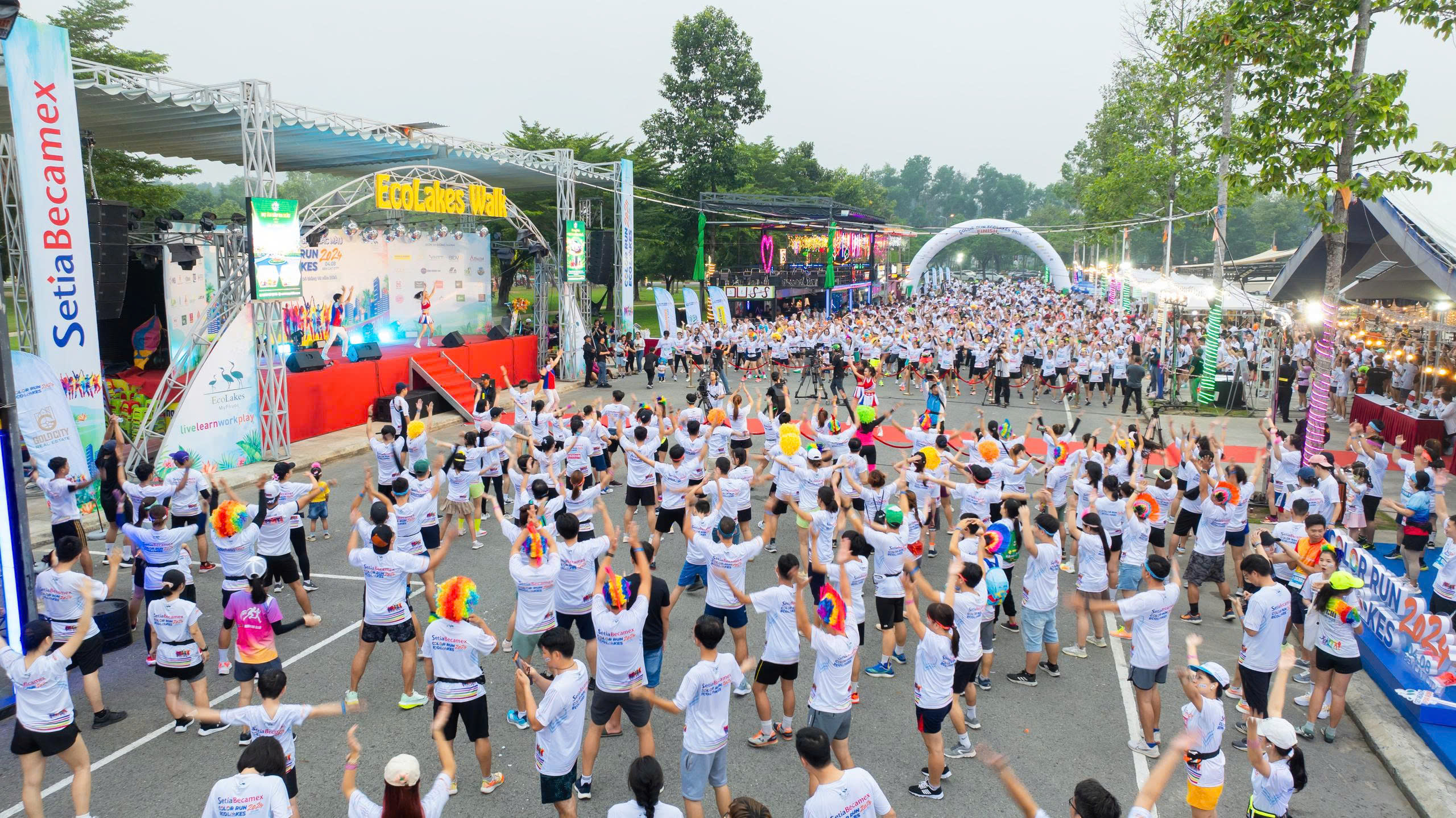 Hoa Ngữ Gia Hân đồng hành Color Run EcoLakes 2025-tiếng hoa bình dương