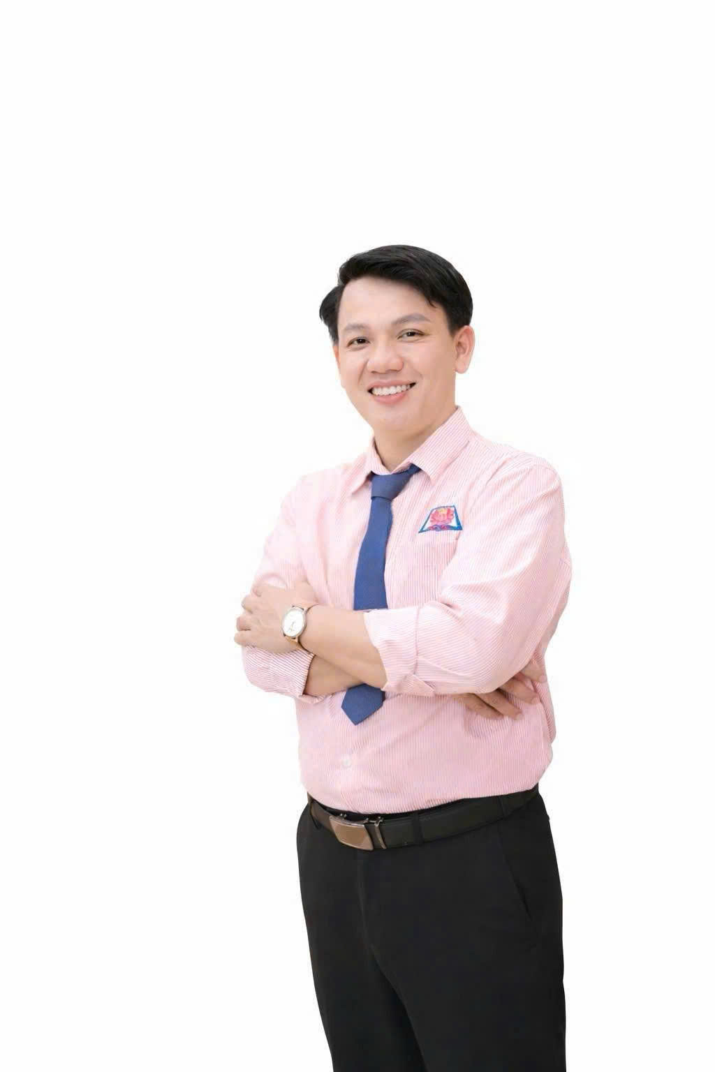 Thạc sĩ Trần Hoài Hân biên soạn giáo trình tiếng Trung